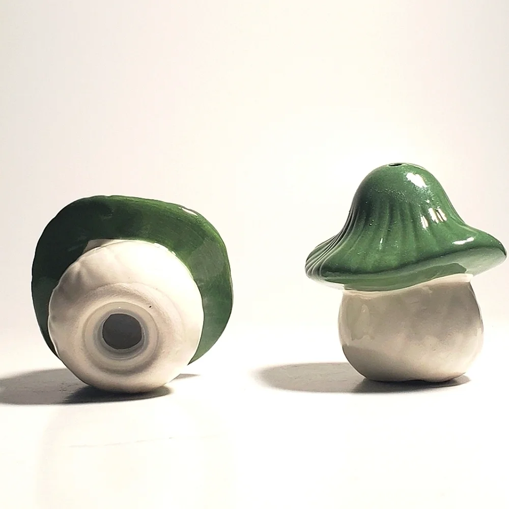 SALT and PEPPER SHAKERS Mushrooms Minis New in Box 2.25